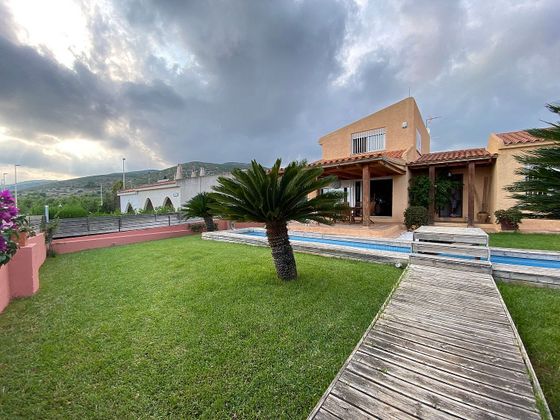 Foto 2 de Xalet en venda a Costa sur de 4 habitacions amb terrassa i piscina