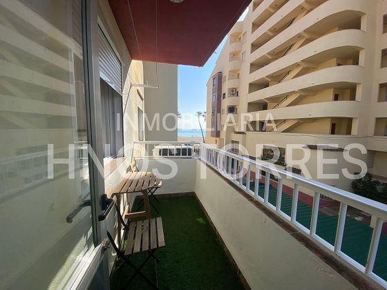 Foto 1 de Venta de piso en Playa norte de 2 habitaciones con terraza y garaje