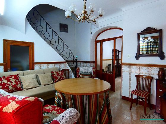 Foto 1 de Casa adossada en venda a Jumilla de 5 habitacions amb terrassa i calefacció
