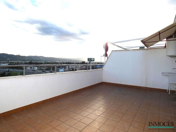 Foto 2 de Àtic en venda a calle Doctor Pedro Villamor de 2 habitacions amb terrassa i garatge