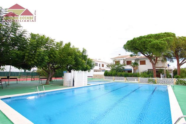 Foto 1 de Casa adossada en venda a Torreón - La Almadraba de 4 habitacions amb terrassa i piscina