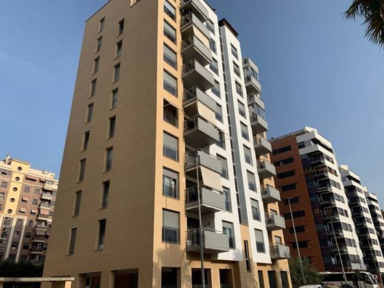 Foto 2 de Venta de piso en calle Vicente Blasco Ibañez de 4 habitaciones con terraza y piscina