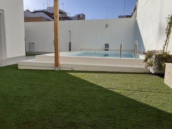 Foto 1 de Pis en lloguer a Centro - Alcalá de Guadaira de 2 habitacions amb piscina i garatge