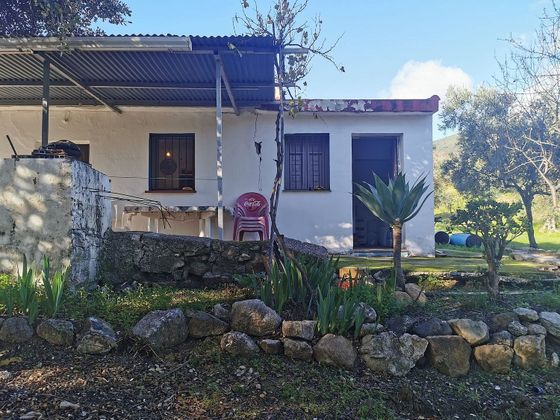 Foto 2 de Casa rural en venta en calle La Martina de 2 habitaciones con terraza y piscina