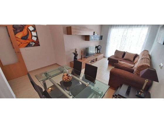 Foto 2 de Pis en venda a calle Gna Teresa Mira de 3 habitacions amb terrassa i aire acondicionat