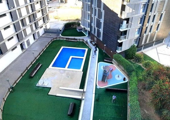 Foto 2 de Piso en venta en Quart de Poblet de 2 habitaciones con piscina y balcón