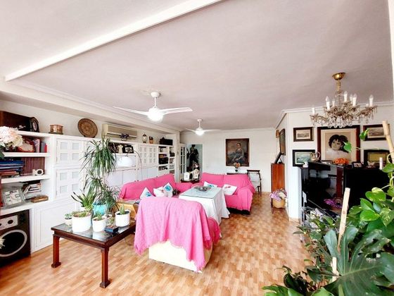 Foto 1 de Piso en venta en Huerta Rosales - Valdepasillas de 3 habitaciones con terraza y garaje