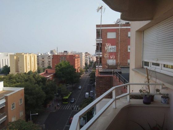 Foto 1 de Piso en venta en Santa Marina - La Paz de 4 habitaciones con terraza y garaje