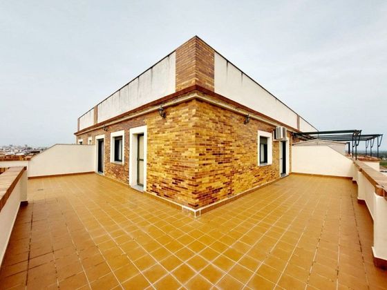 Foto 1 de Àtic en venda a San Roque - Ronda norte de 2 habitacions amb terrassa i garatge