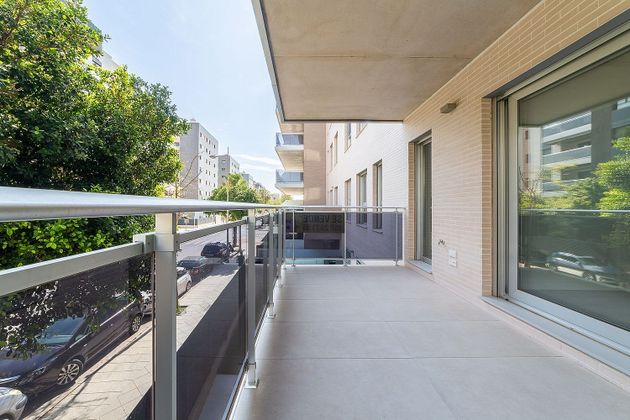 Foto 2 de Piso en venta en calle Ángel Gómez Fuentes de 3 habitaciones con terraza y piscina