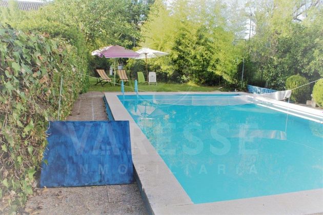 Foto 1 de Chalet en venta en Espartinas de 5 habitaciones con piscina