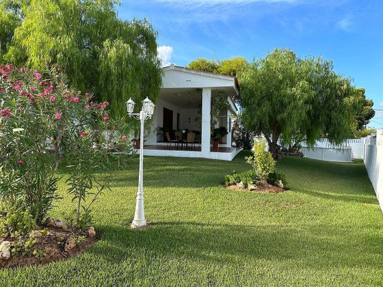 Foto 2 de Xalet en venda a Benicasim Golf de 4 habitacions amb terrassa i garatge