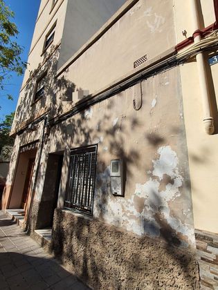 Foto 1 de Casa adossada en venda a Centro - Castellón de la Plana de 2 habitacions amb terrassa