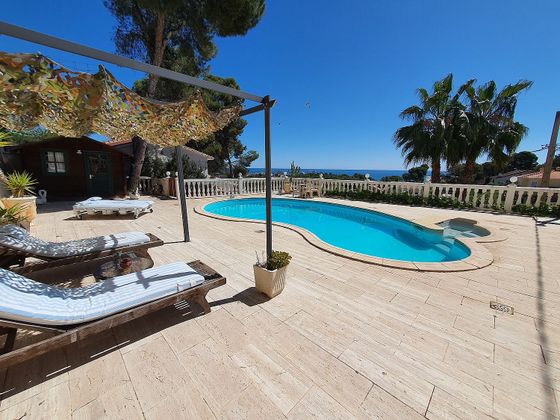 Foto 1 de Chalet en venta en El Balcó - Jaume I de 5 habitaciones con terraza y piscina