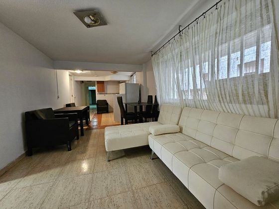Foto 2 de Pis en venda a Miramar de 2 habitacions amb terrassa