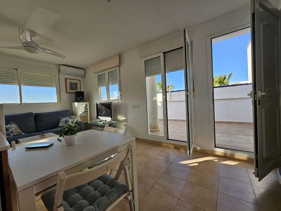 Foto 2 de Àtic en venda a Oliva Nova de 2 habitacions amb terrassa i piscina