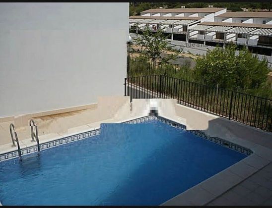 Foto 1 de Casa en venda a Alborache de 2 habitacions amb terrassa i piscina