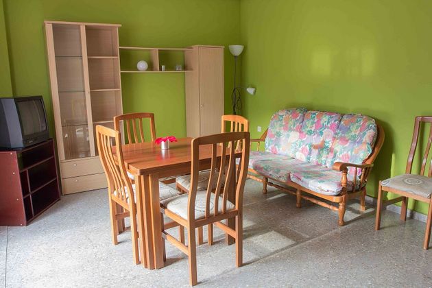 Foto 1 de Piso en alquiler en Benimaclet de 4 habitaciones con terraza y muebles