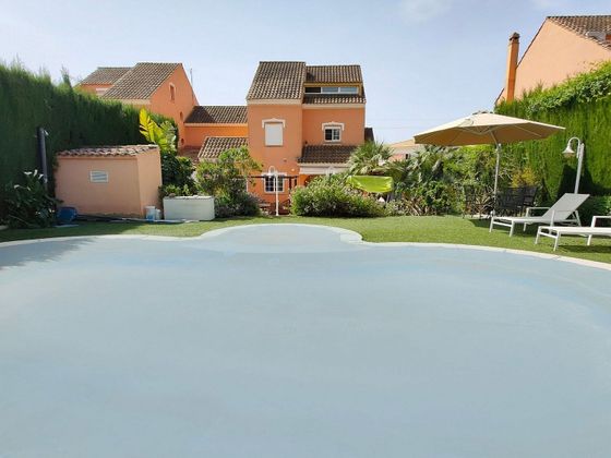 Foto 2 de Casa en venda a Los Monasterios-Alfinach de 6 habitacions amb terrassa i piscina