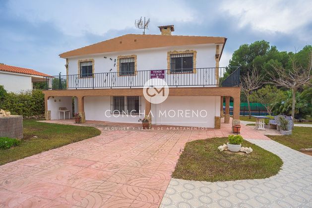 Foto 2 de Xalet en venda a urbanización A la Renega R de 5 habitacions amb terrassa i piscina