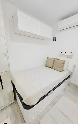 Foto 1 de Estudi en lloguer a Ventas amb mobles i aire acondicionat