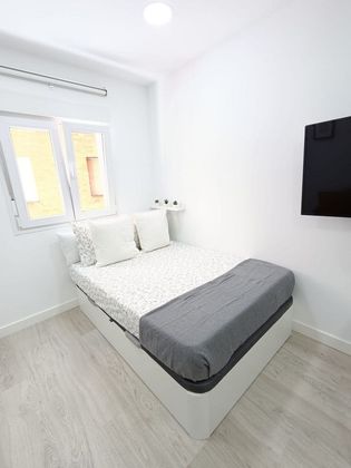 Foto 2 de Alquiler de estudio en Ambroz con muebles y aire acondicionado