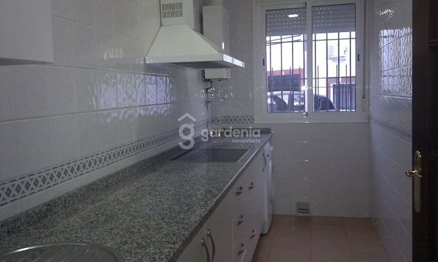 Foto 1 de Pis en venda a Coria del Río de 2 habitacions amb terrassa