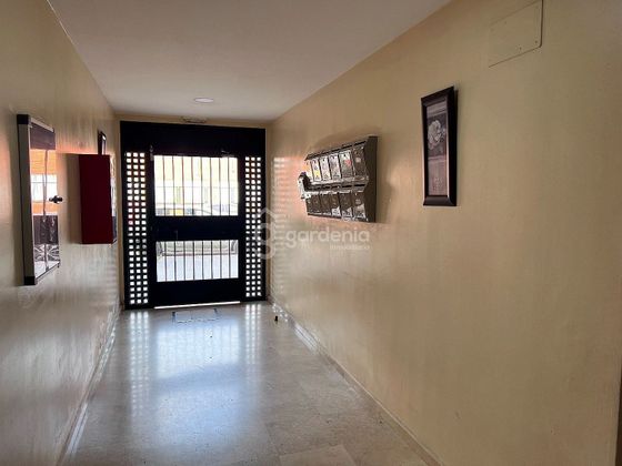Foto 2 de Pis en venda a Palacios y Villafranca (Los) de 3 habitacions amb terrassa i ascensor