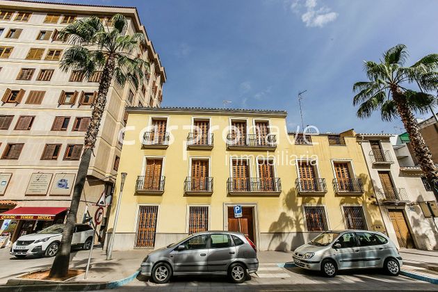Foto 2 de Casa adossada en venda a avenida De la Mura de 4 habitacions amb terrassa i balcó