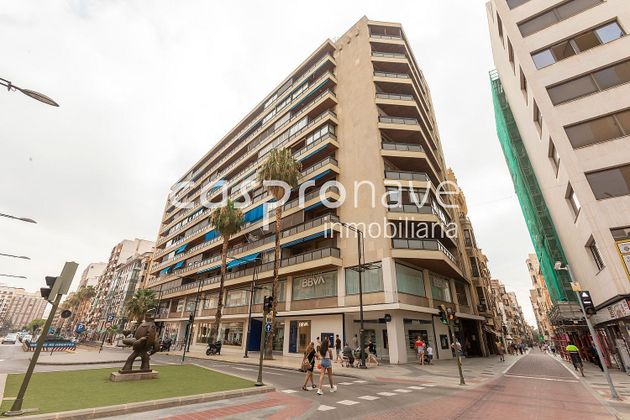 Foto 2 de Pis en venda a avenida Rey Don Jaime de 6 habitacions amb terrassa i garatge