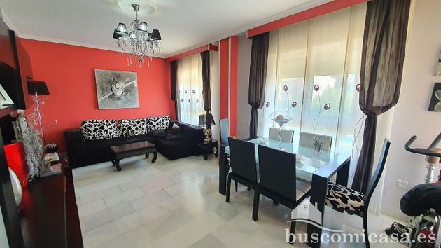 Foto 2 de Dúplex en venta en Linares de 4 habitaciones con terraza y piscina