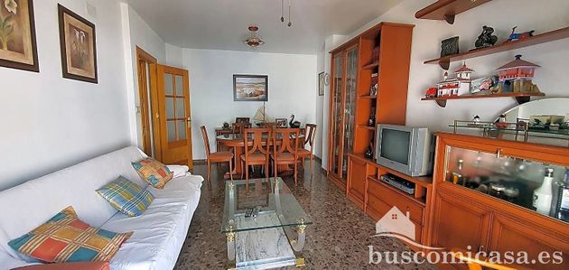 Foto 1 de Piso en venta en Salobreña de 3 habitaciones con terraza y garaje