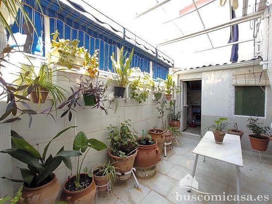 Foto 1 de Chalet en venta en Linares de 4 habitaciones con terraza y garaje