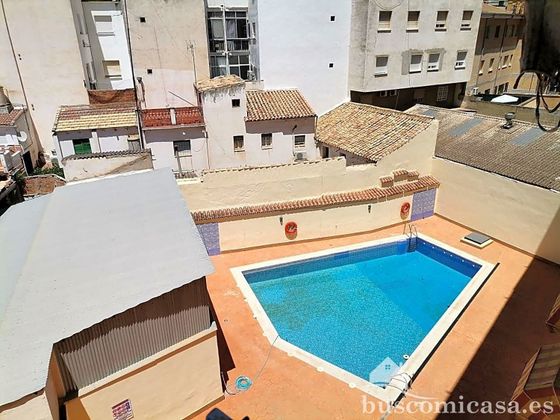 Foto 2 de Pis en venda a Linares de 3 habitacions amb piscina i garatge