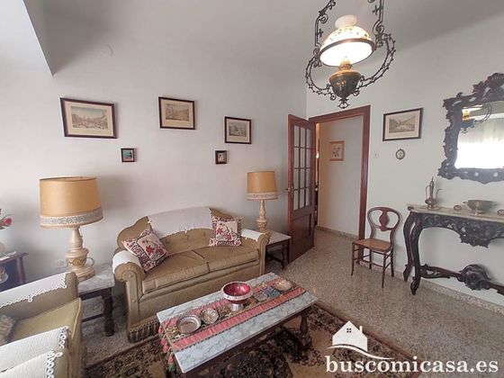 Foto 2 de Pis en venda a Linares de 4 habitacions amb terrassa i balcó
