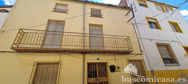 Foto 2 de Xalet en venda a Villanueva del Arzobispo de 2 habitacions amb terrassa i balcó