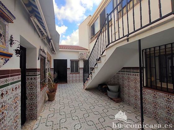 Foto 1 de Xalet en venda a Linares de 5 habitacions amb terrassa i balcó
