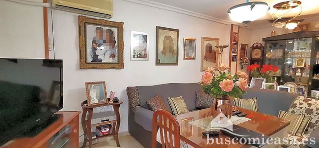 Foto 1 de Piso en venta en Linares de 4 habitaciones con terraza y garaje