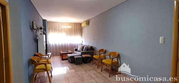 Foto 1 de Pis en lloguer a Linares de 3 habitacions amb mobles i aire acondicionat
