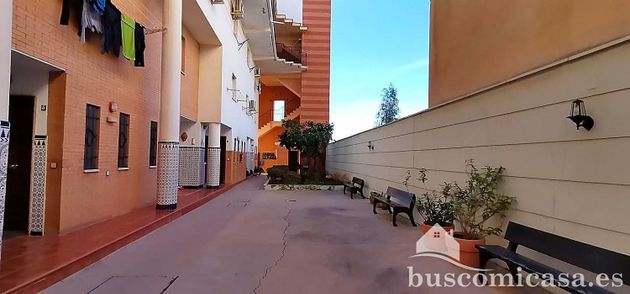 Foto 2 de Dúplex en venda a Linares de 3 habitacions amb terrassa i balcó