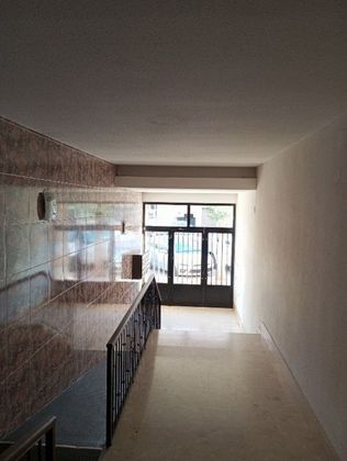 Foto 2 de Pis en venda a avenida España de 4 habitacions amb terrassa i ascensor