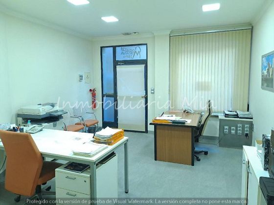 Foto 1 de Oficina en venda a Zona Centro-Corredera de 126 m²