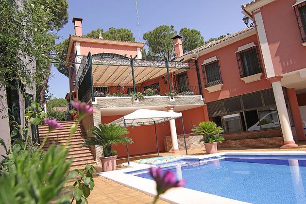 Foto 2 de Xalet en venda a Oromana de 4 habitacions amb terrassa i piscina