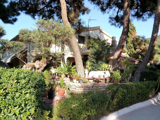 Foto 1 de Casa rural en venta en Pobla Tornesa (la) de 6 habitaciones con terraza y piscina