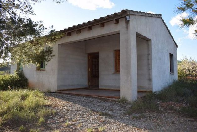 Foto 1 de Venta de casa rural en Coves de Vinromà (les) de 2 habitaciones con terraza