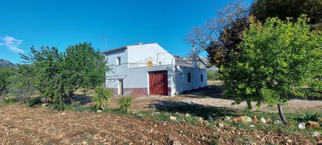 Foto 2 de Casa rural en venta en Sierra Engarcerán de 3 habitaciones con terraza y jardín