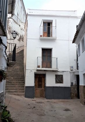 Foto 1 de Casa en venda a Lucena del Cid de 4 habitacions amb terrassa i balcó