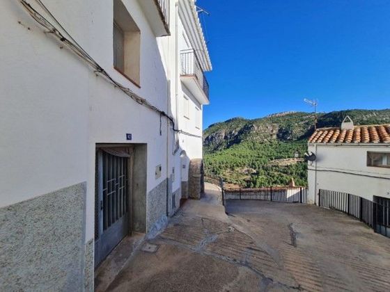 Foto 2 de Casa en venda a Lucena del Cid de 3 habitacions i 120 m²
