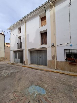 Foto 2 de Casa en venta en Torre Endoménech de 3 habitaciones con terraza y garaje