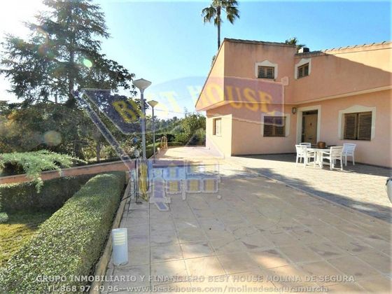 Foto 1 de Chalet en venta en La Alcayna de 7 habitaciones con terraza y piscina